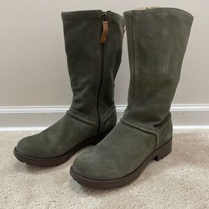 Revitalign Gray Suede Kennedy Boot Size 9